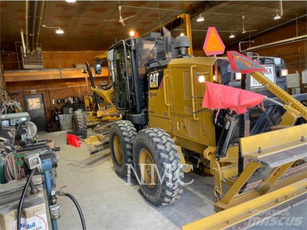 CAT 12M2 Грейдери