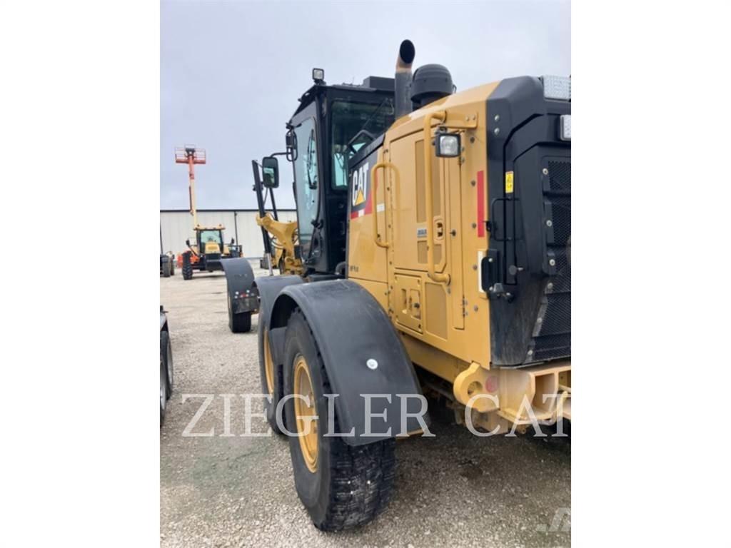 CAT 12M2AWD Грейдери