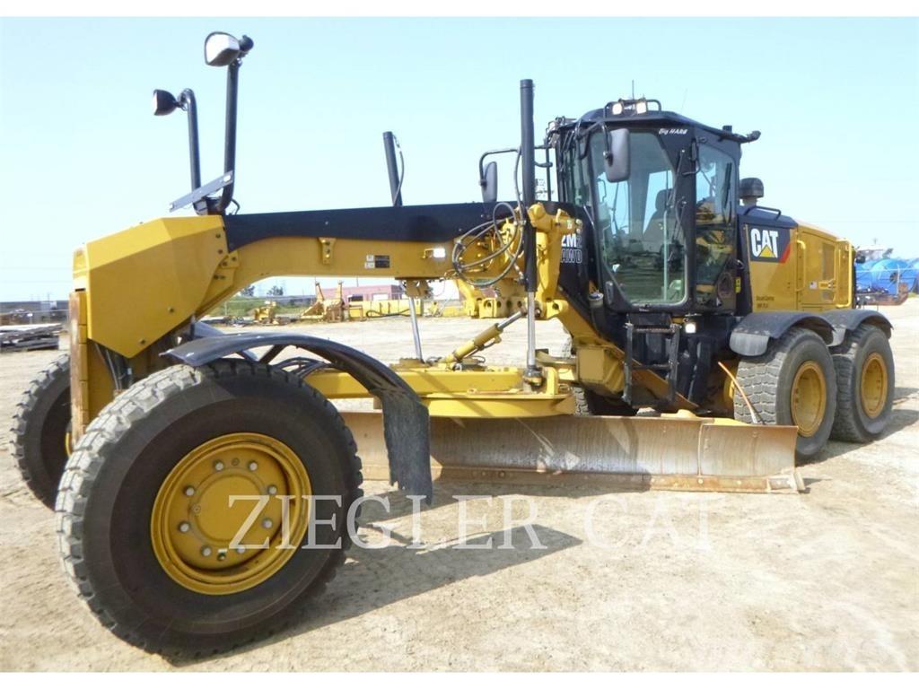 CAT 12M2AWD Грейдери