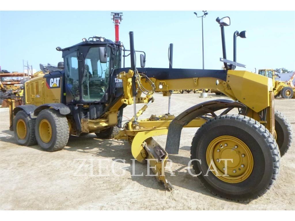 CAT 12M2AWD Грейдери