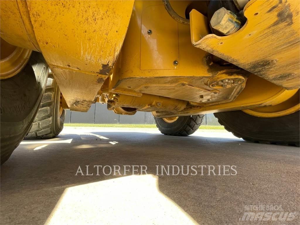 CAT 12M3 Грейдери