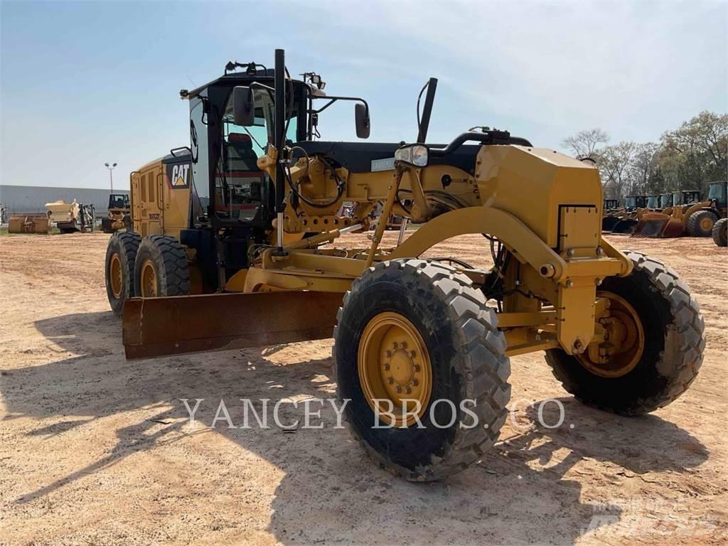 CAT 12M3 Грейдери