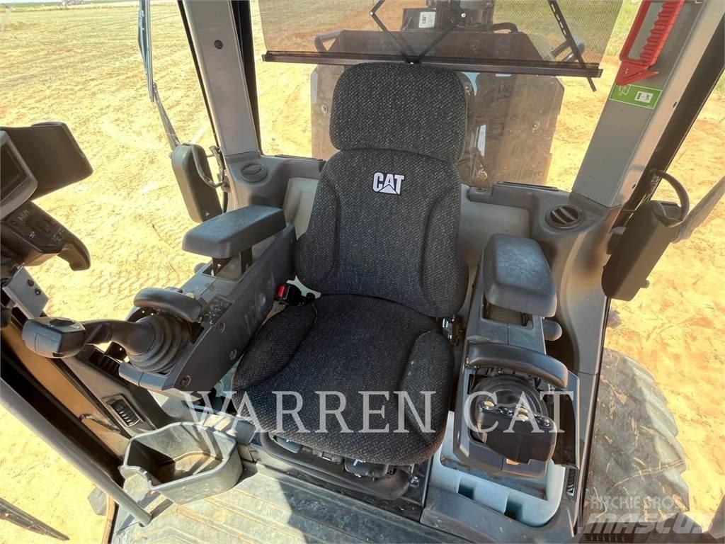 CAT 12M3 Грейдери