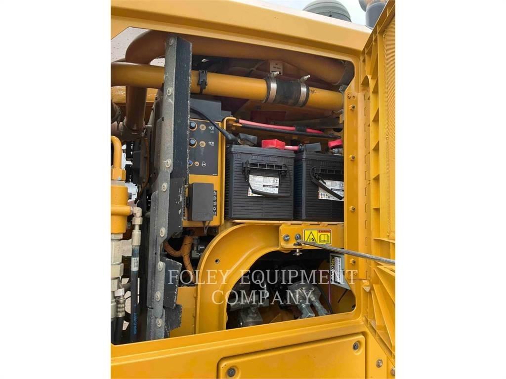 CAT 12M3 Грейдери