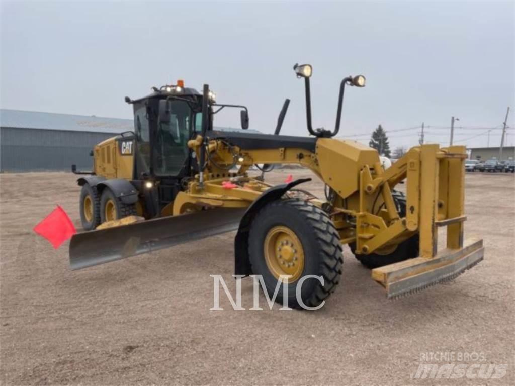 CAT 12M3 Грейдери
