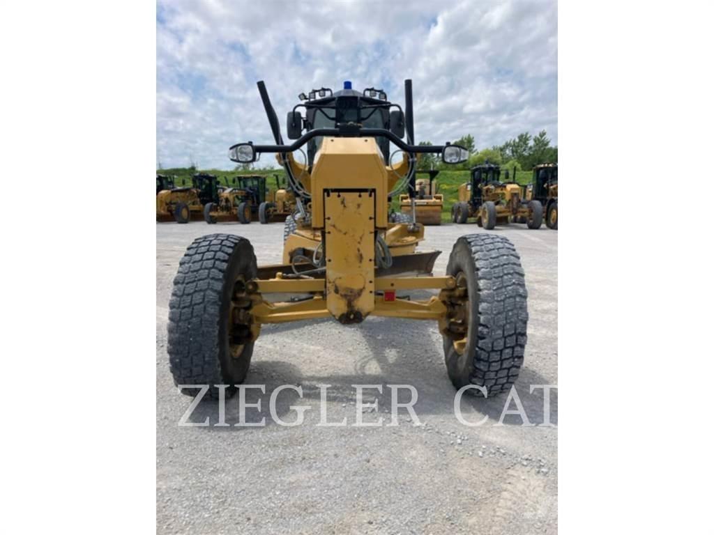 CAT 12M3 Грейдери