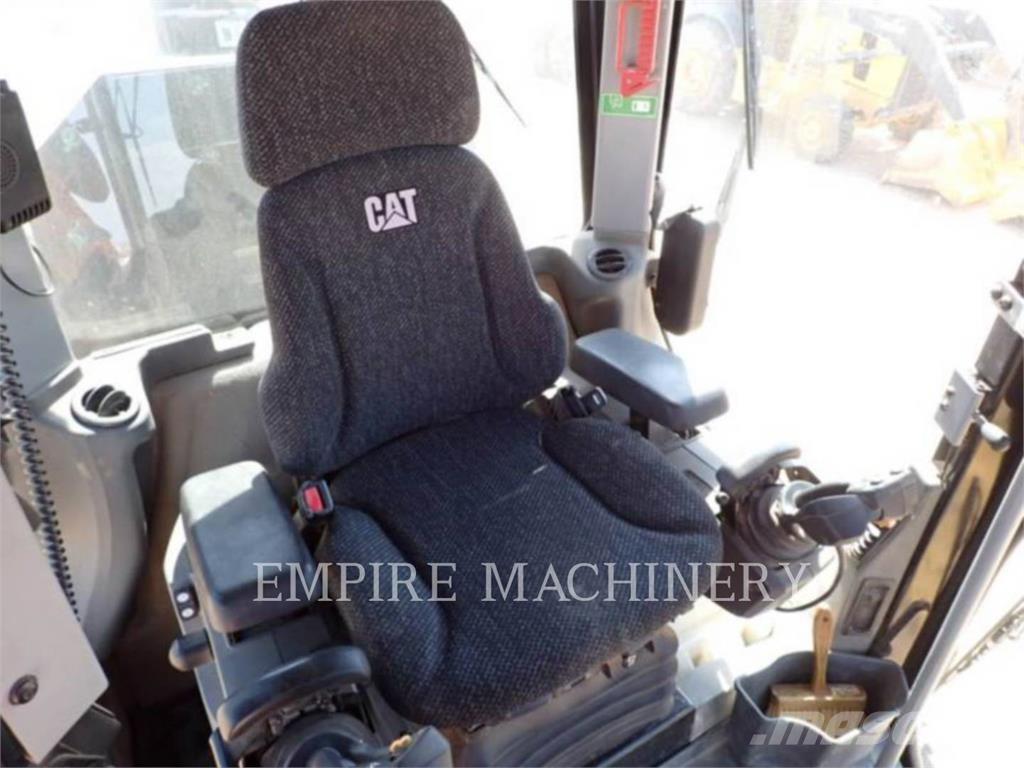 CAT 12M3 Грейдери
