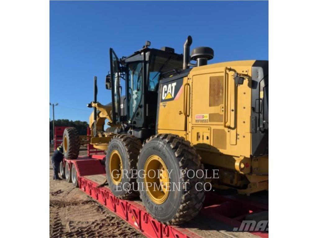 CAT 12M3 Грейдери