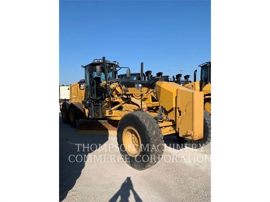 CAT 12M3 Грейдери
