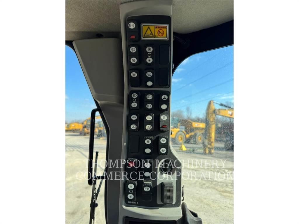CAT 12M3 Грейдери