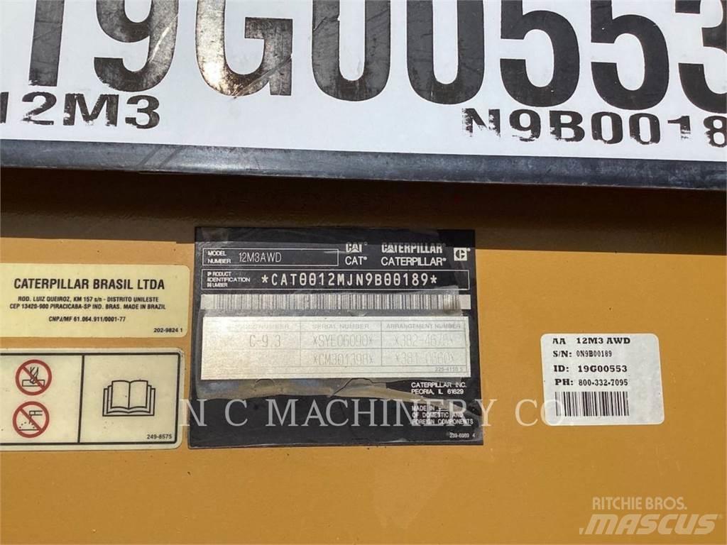 CAT 12M3 AWD Грейдери