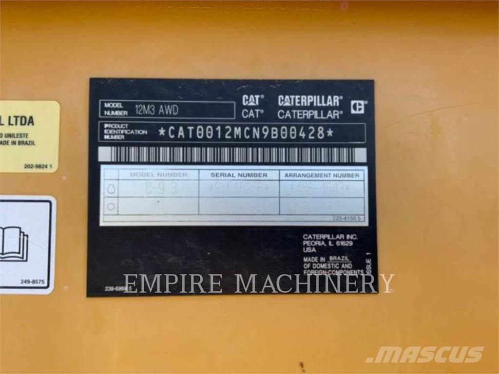 CAT 12M3 AWD Грейдери