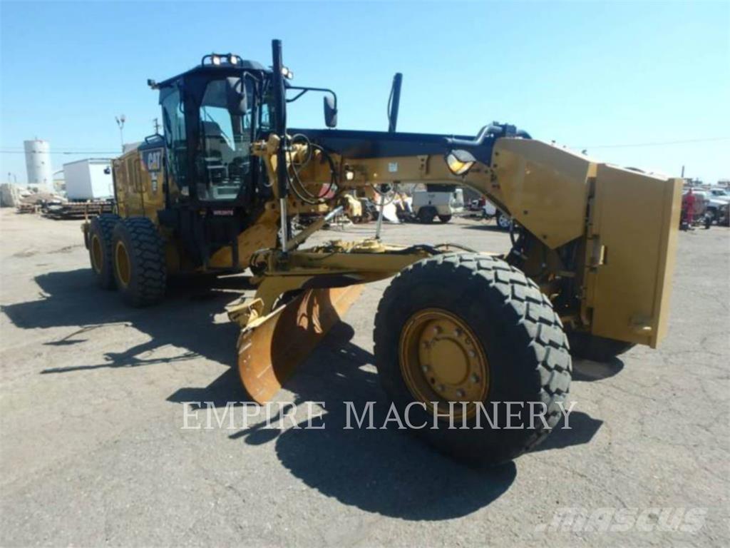 CAT 12M3 AWD Грейдери