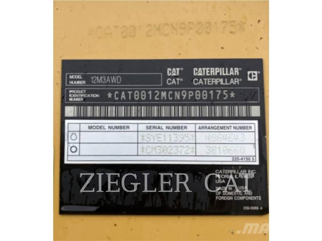 CAT 12M3AWD Грейдери