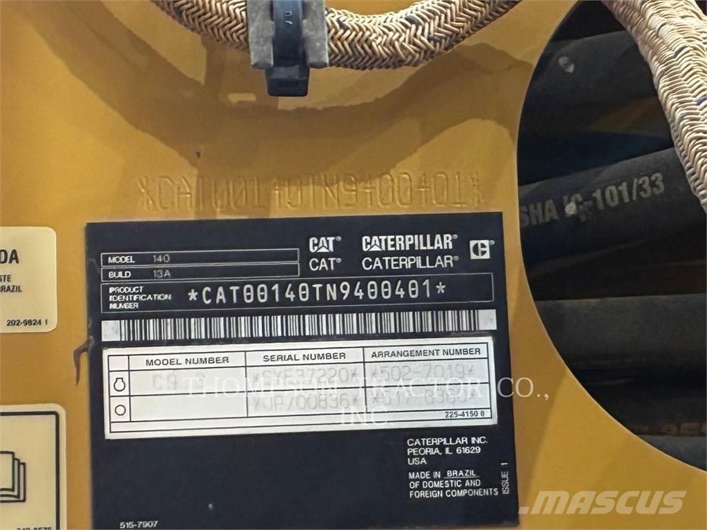 CAT 140 Грейдери