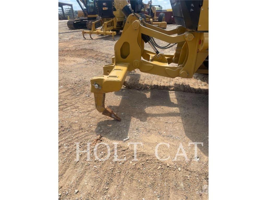 CAT 140 Грейдери