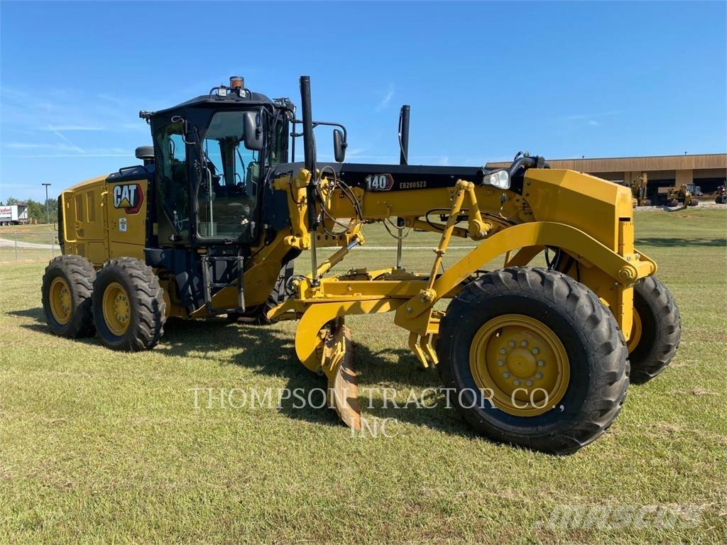 CAT 140 Грейдери