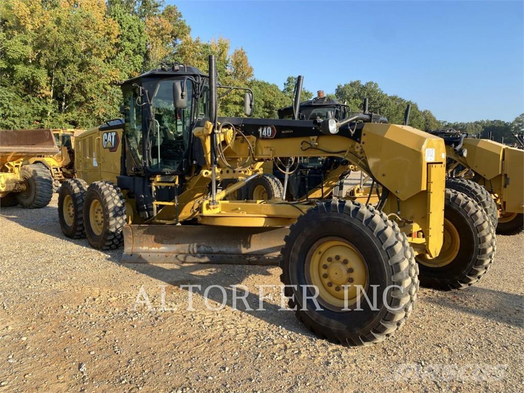 CAT 140 Грейдери