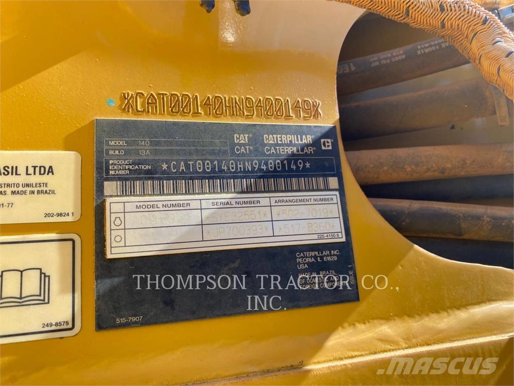 CAT 140 Грейдери