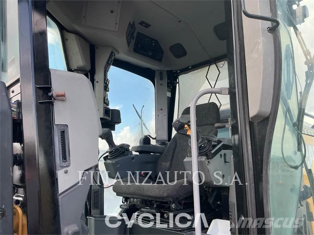 CAT 140-15 Грейдери