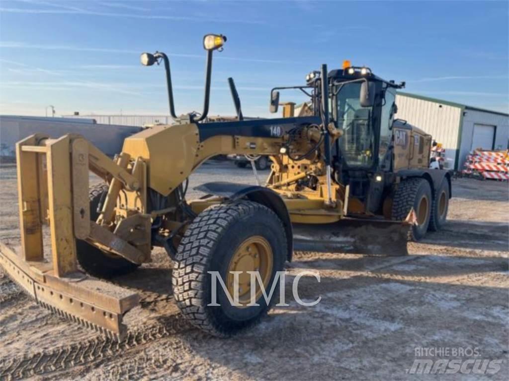 CAT 140-15AWD Грейдери