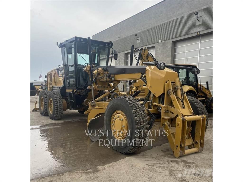 CAT 140 AWD Грейдери