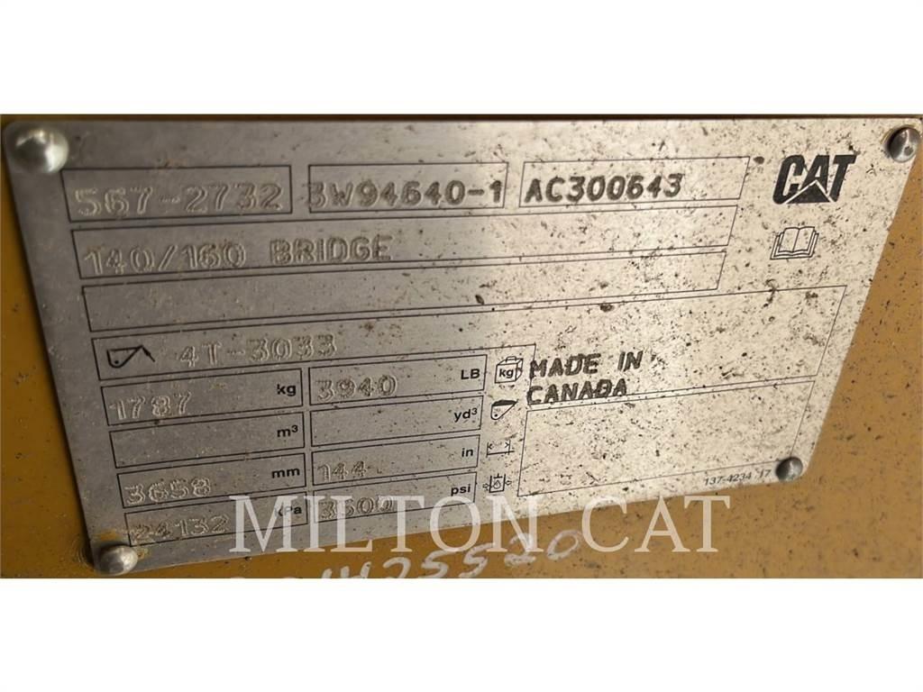 CAT 140 MASTLESS WING Снегохвъргачки
