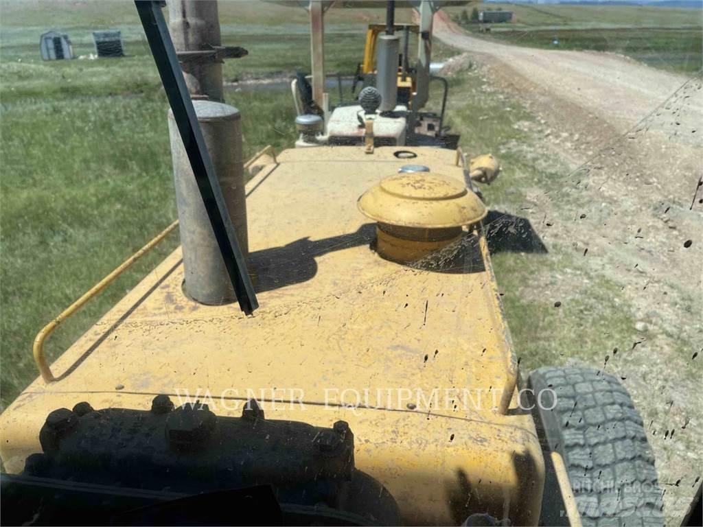 CAT 140G Грейдери