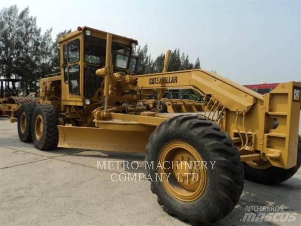 CAT 140G Грейдери