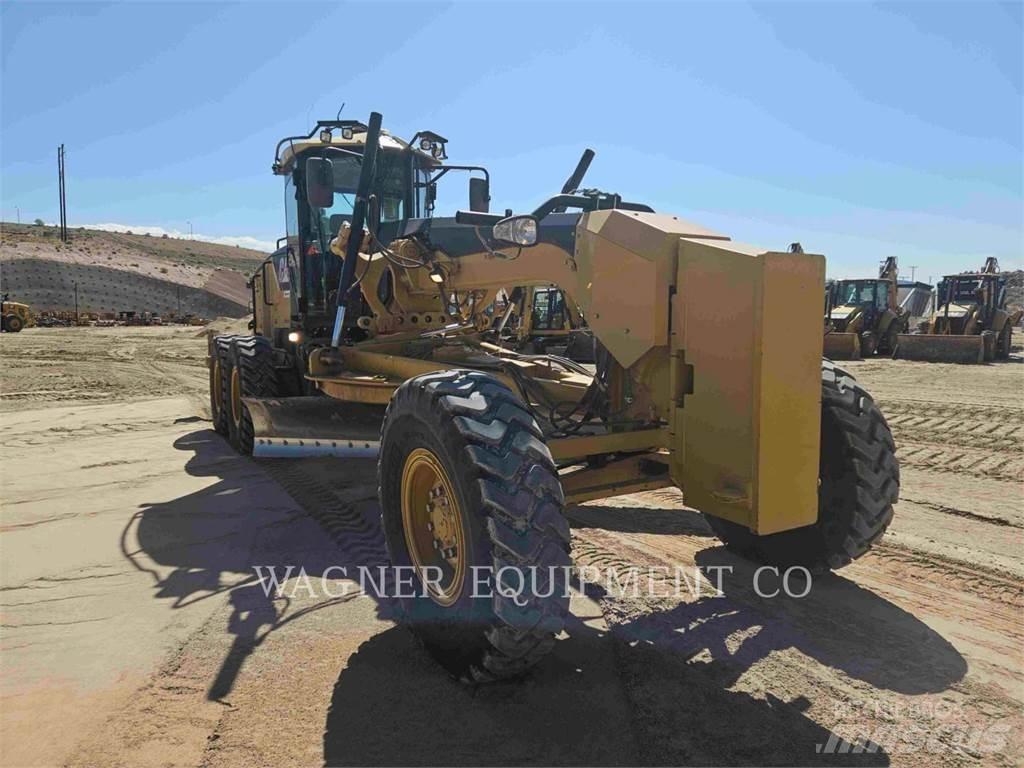 CAT 140M Грейдери
