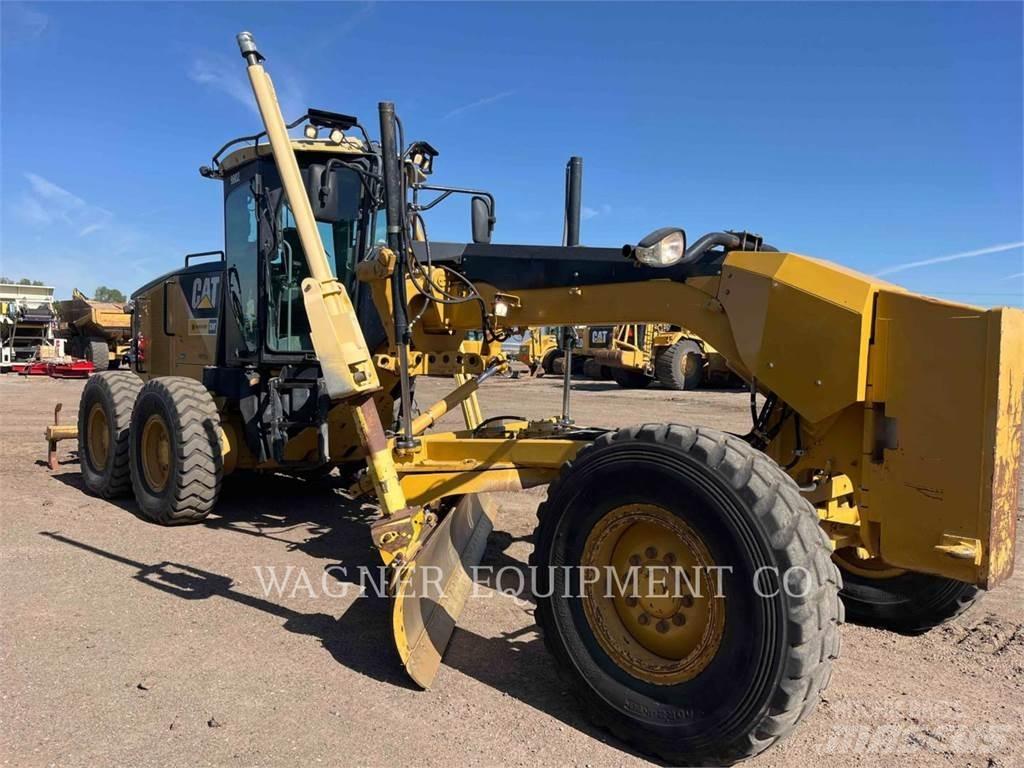 CAT 140M Грейдери