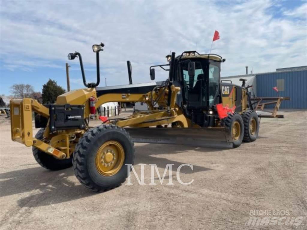 CAT 140M Грейдери
