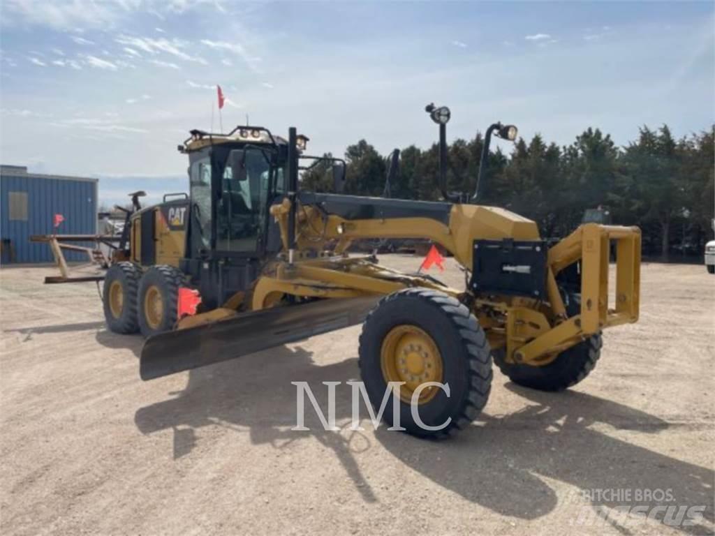 CAT 140M Грейдери