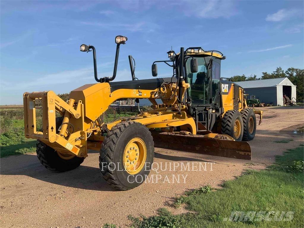 CAT 140M Грейдери