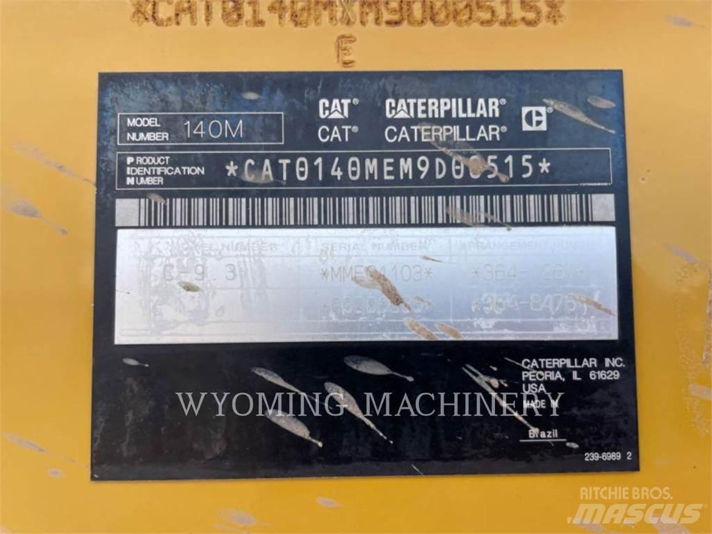 CAT 140M 2 Грейдери