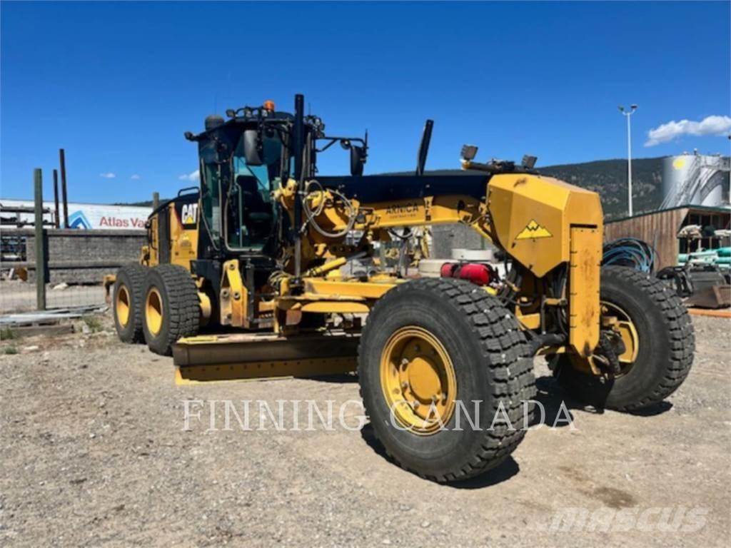 CAT 140M AWD Грейдери