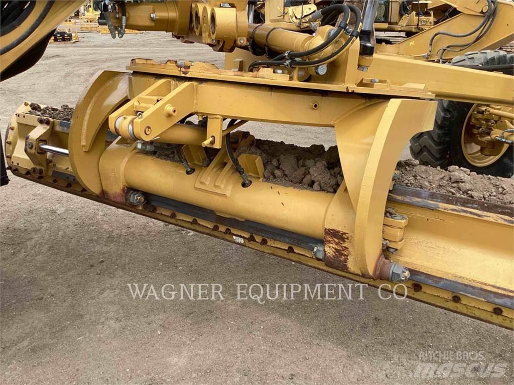 CAT 140M2 Грейдери