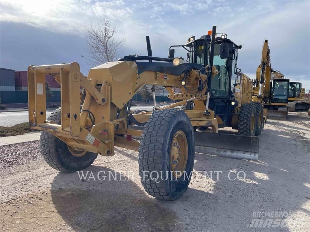 CAT 140M2 Грейдери