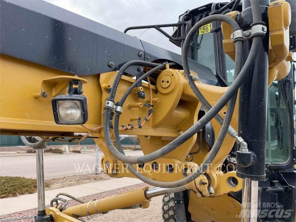 CAT 140M2 Грейдери