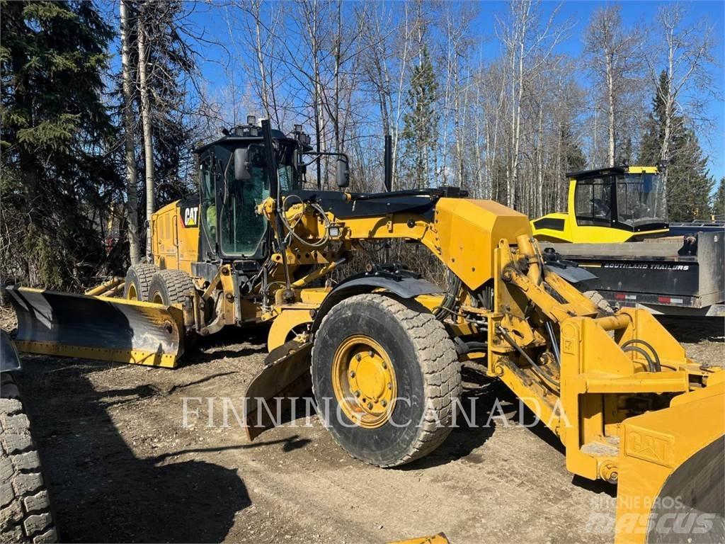 CAT 140M2 AWD Грейдери