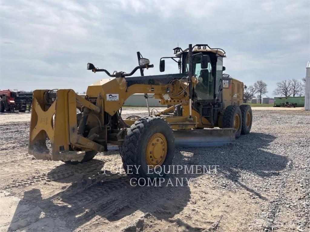 CAT 140M2AW Грейдери