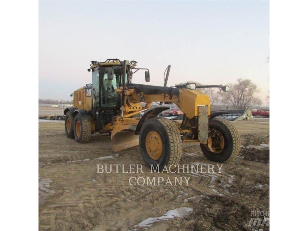 CAT 140M2AWD Грейдери
