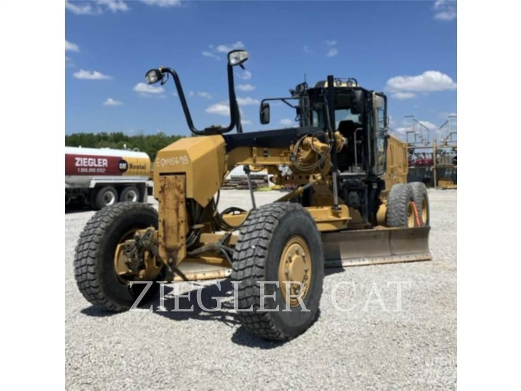 CAT 140M2AWD Грейдери