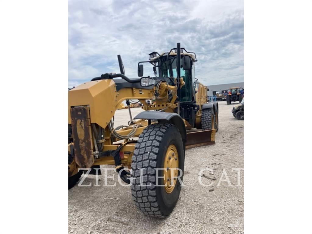 CAT 140M2AWD Грейдери