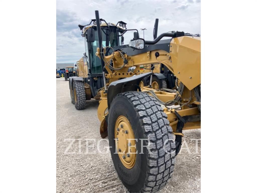 CAT 140M2AWD Грейдери