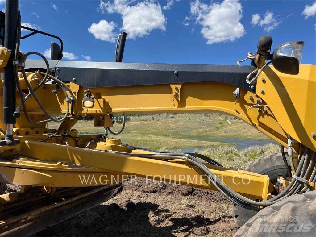 CAT 140M3 Грейдери