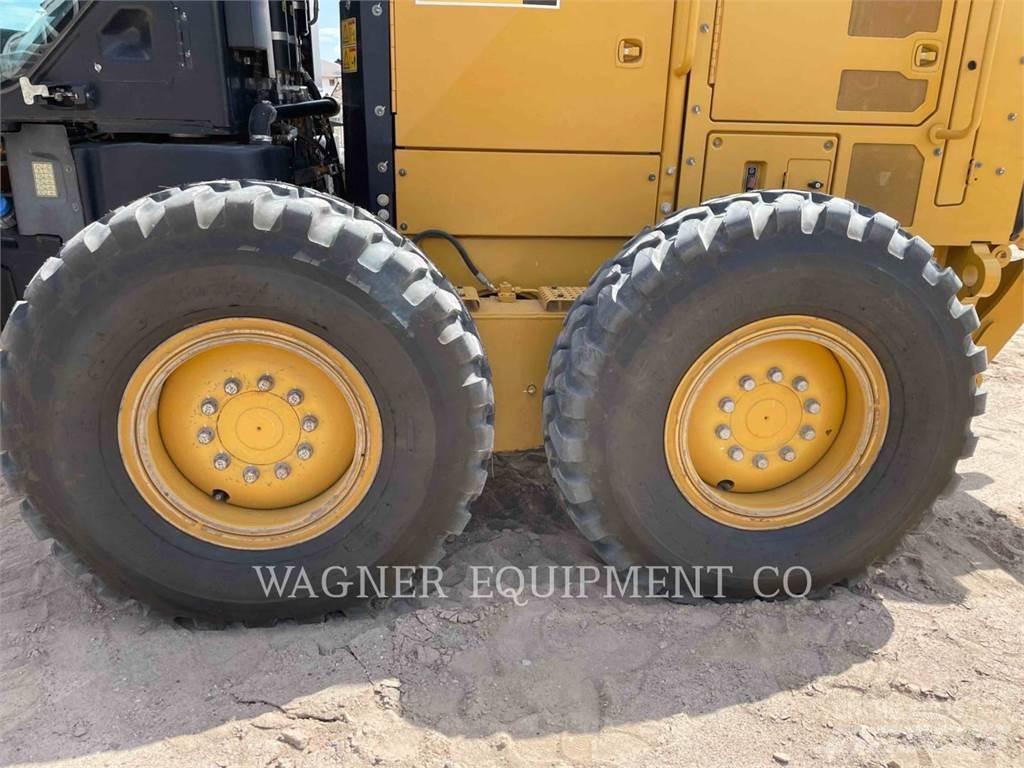CAT 140M3 Грейдери