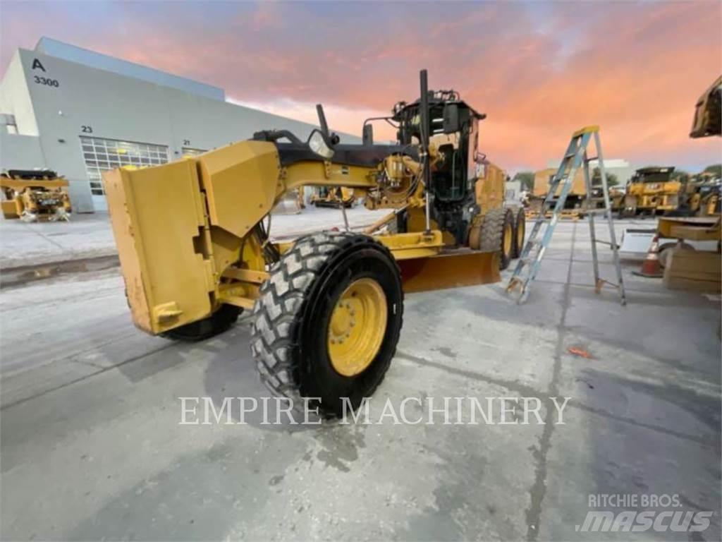 CAT 140M3 Грейдери