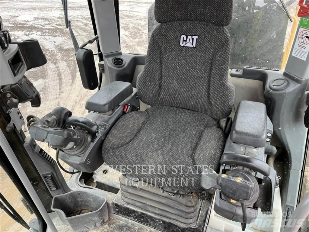 CAT 140M3 Грейдери
