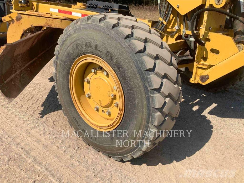 CAT 140M3 AWD Грейдери